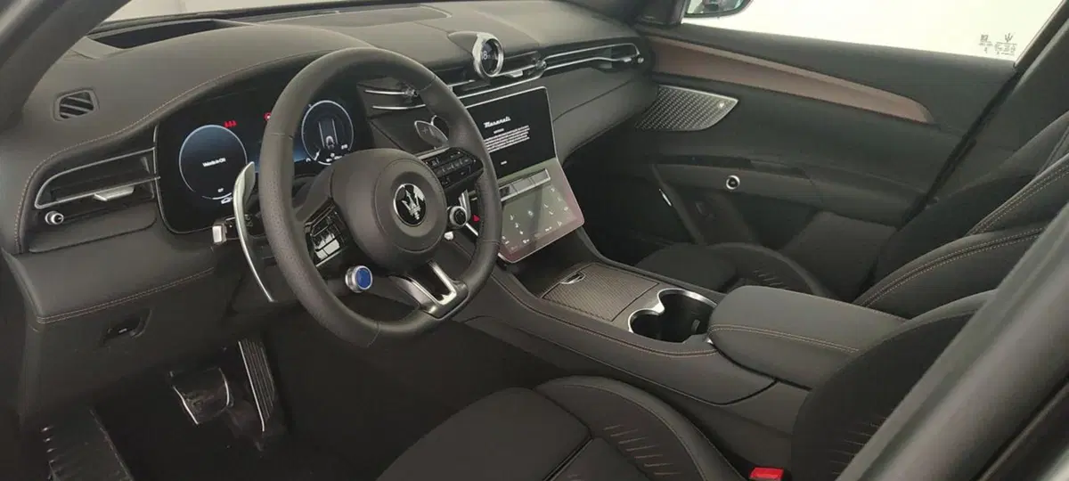 Maserati Grecale usata a Perugia (10)