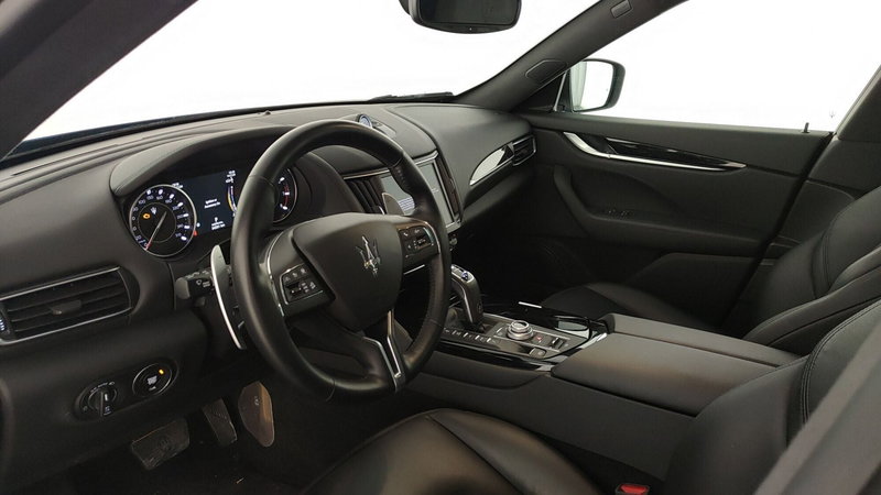 Maserati Levante usata a Perugia (11)
