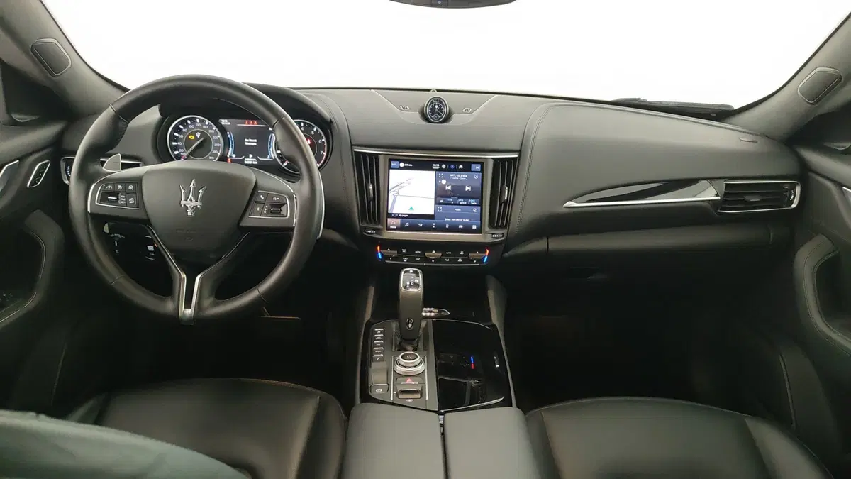 Maserati Levante usata a Perugia (14)