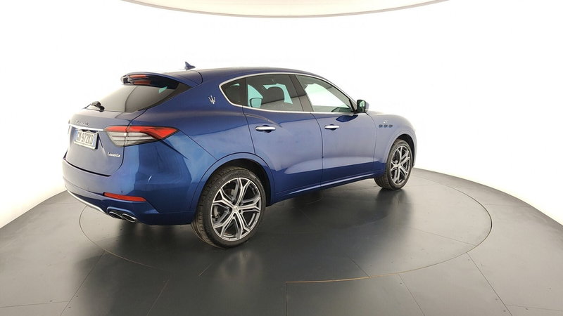 Maserati Levante usata a Perugia (5)