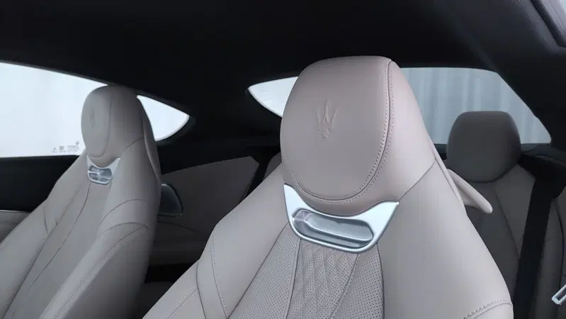 Maserati Granturismo usata a Perugia (13)