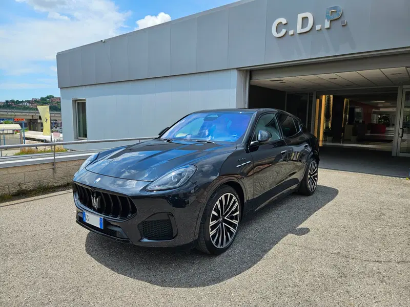 Maserati Grecale usata a Perugia (2)