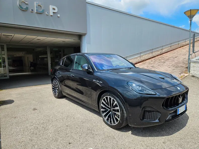 Maserati Grecale usata a Perugia (3)