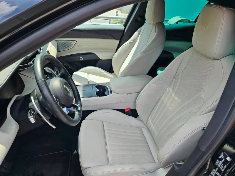 Maserati Grecale usata a Perugia (8)