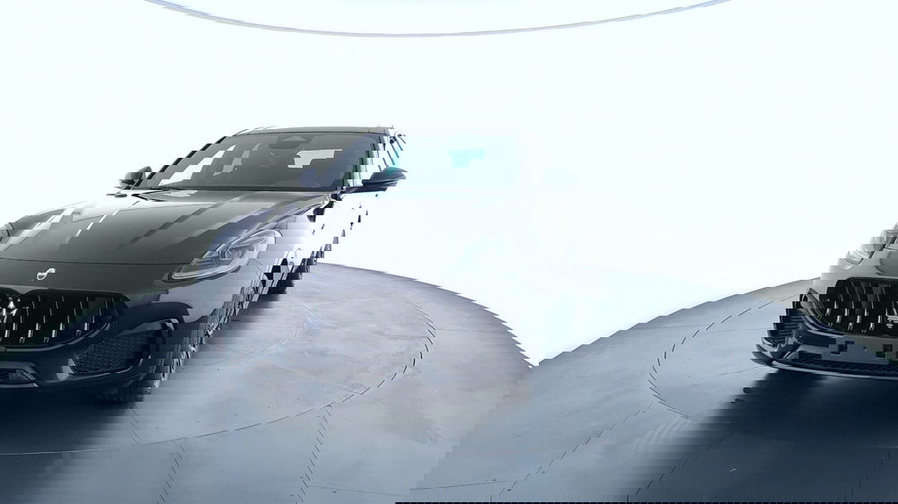 Maserati Grecale nuova a Perugia (14)