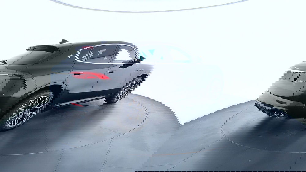 Maserati Grecale nuova a Perugia (2)