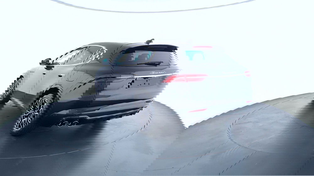 Maserati Grecale nuova a Perugia (4)