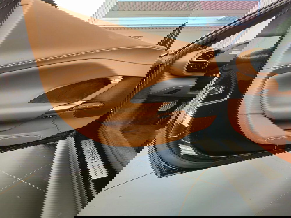 Ferrari 296 Spider usata a Perugia (11)