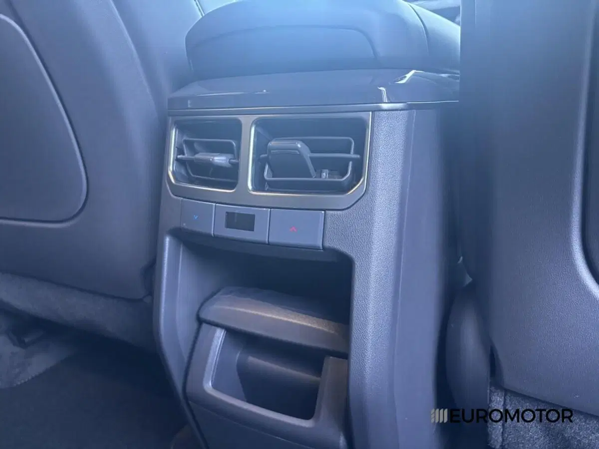 Kia EV5 nuova a Bari (12)