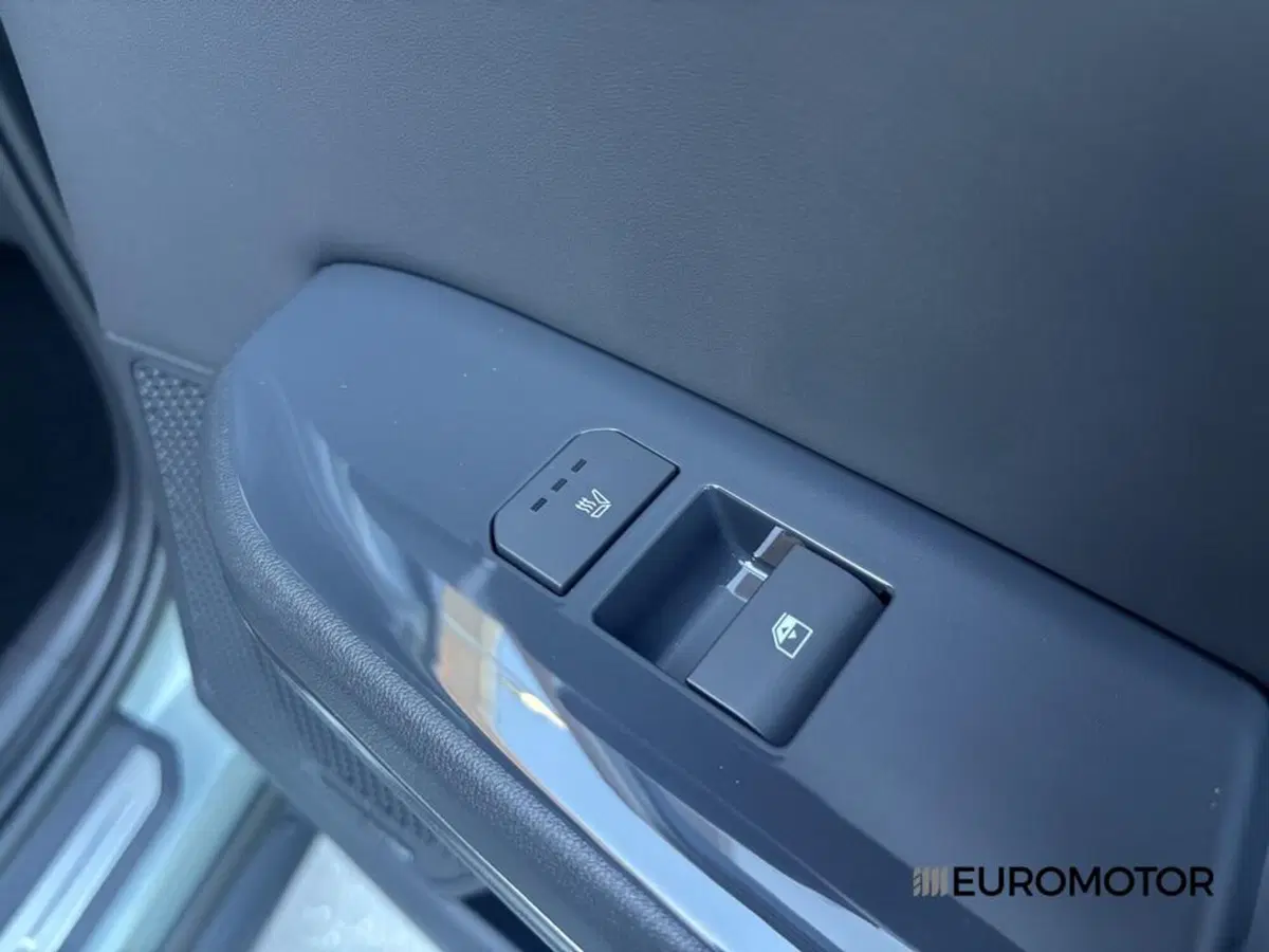 Kia EV5 nuova a Bari (15)