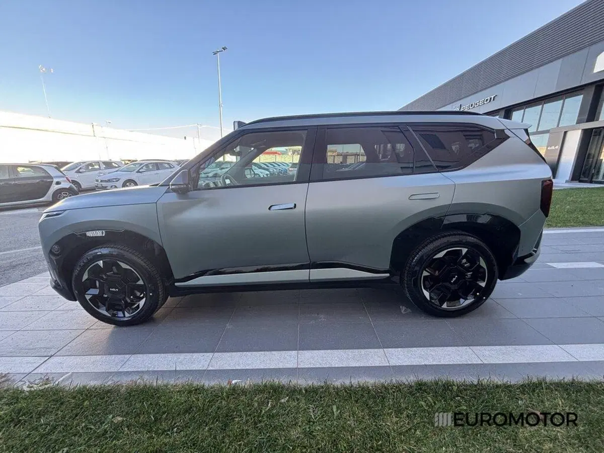Kia EV5 nuova a Bari (8)