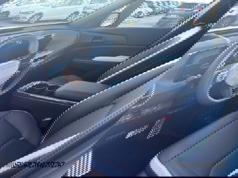 Kia EV5 nuova a Bari (9)