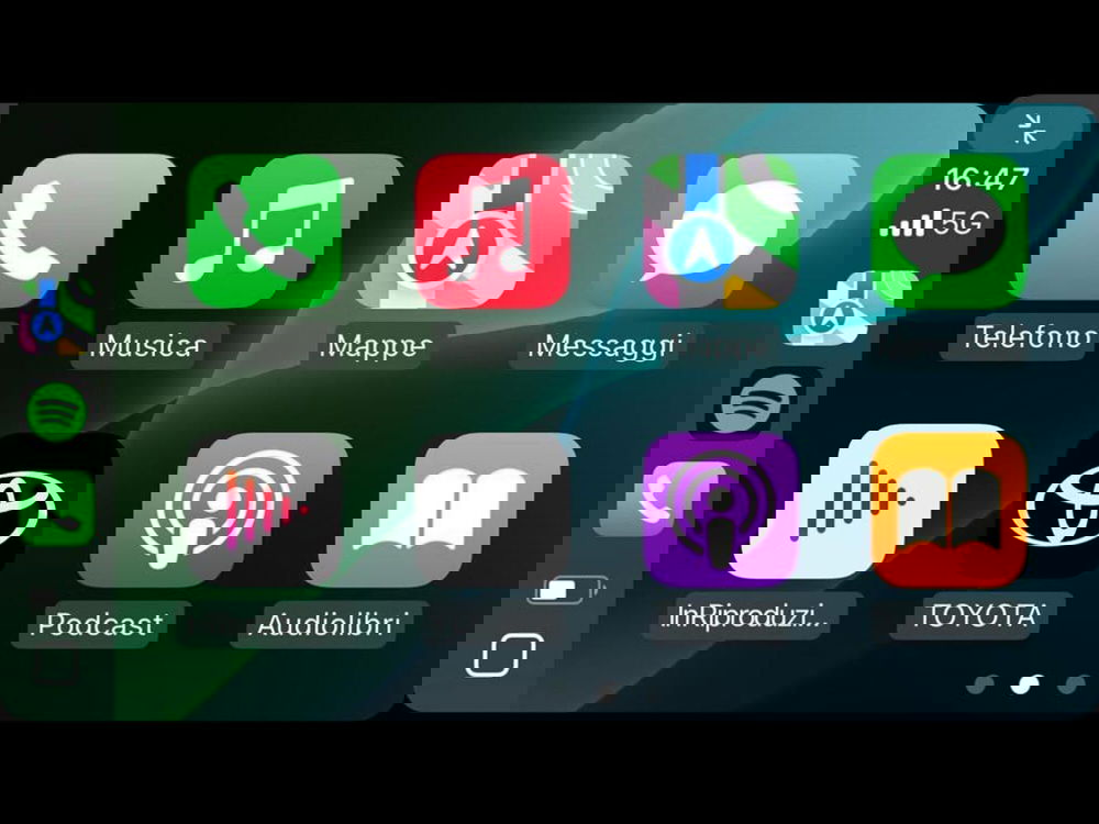 Toyota Yaris Cross nuova a Monza e Brianza (13)