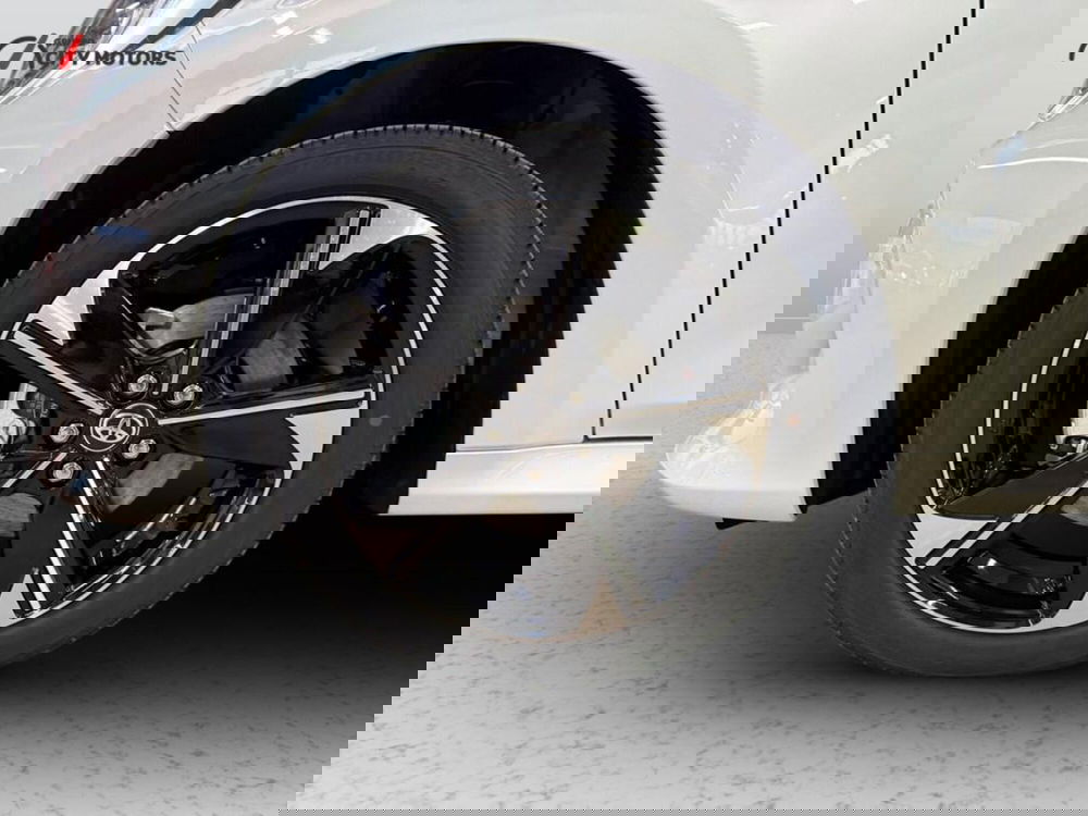 Toyota Yaris Cross nuova a Monza e Brianza (14)