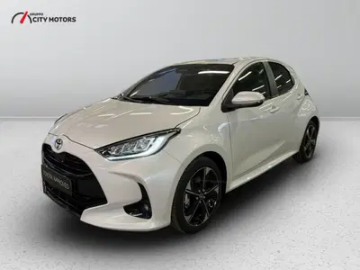 Toyota Yaris Cross 1.5 Hybrid 5p. E-CVT Lounge nuova a Monza