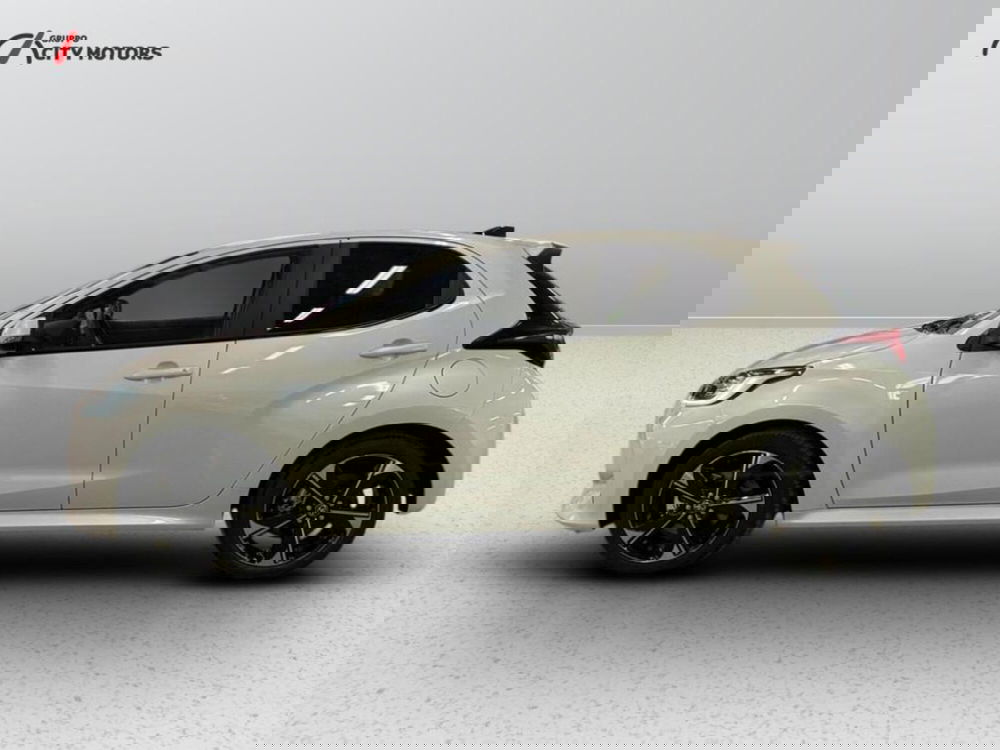 Toyota Yaris Cross nuova a Monza e Brianza (3)