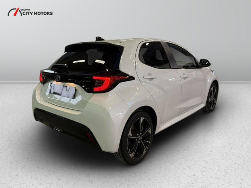 Toyota Yaris Cross nuova a Monza e Brianza (6)