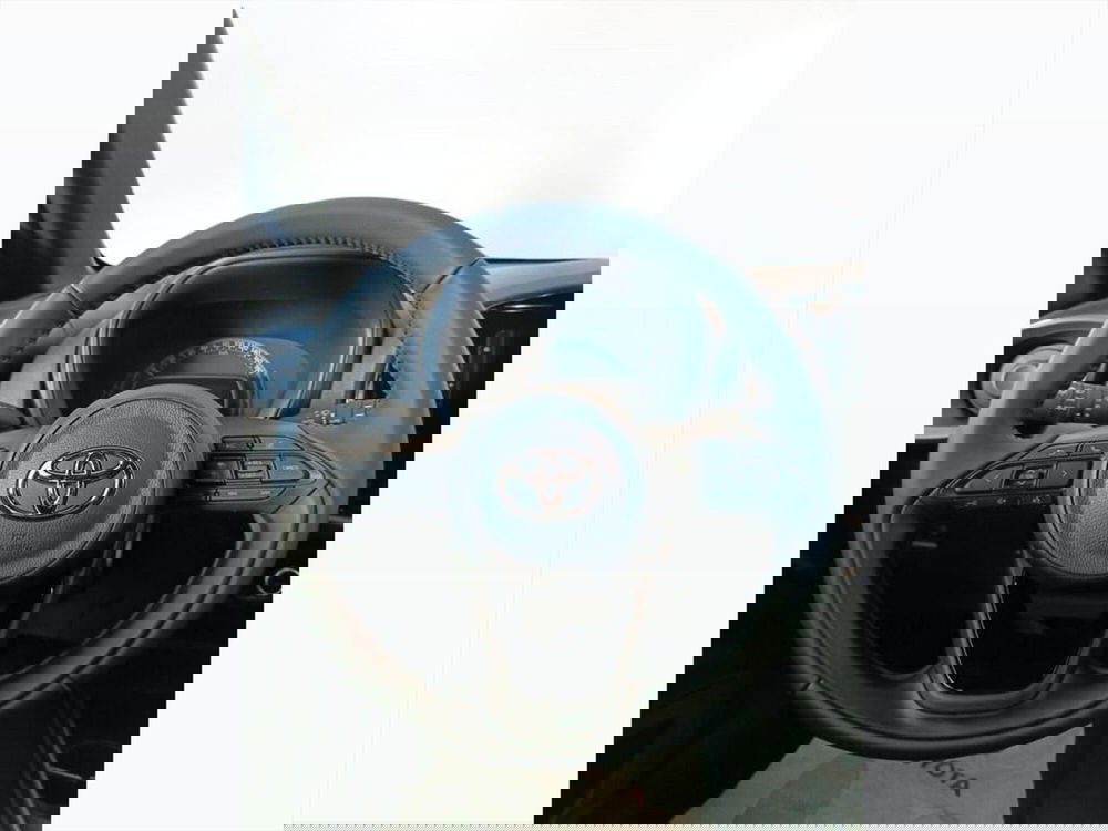 Toyota Aygo X nuova a Monza e Brianza (7)