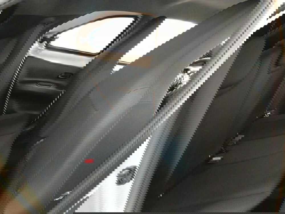 Toyota Aygo X nuova a Monza e Brianza (10)