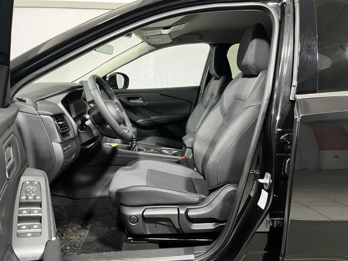 Nissan Qashqai nuova a Sondrio (10)