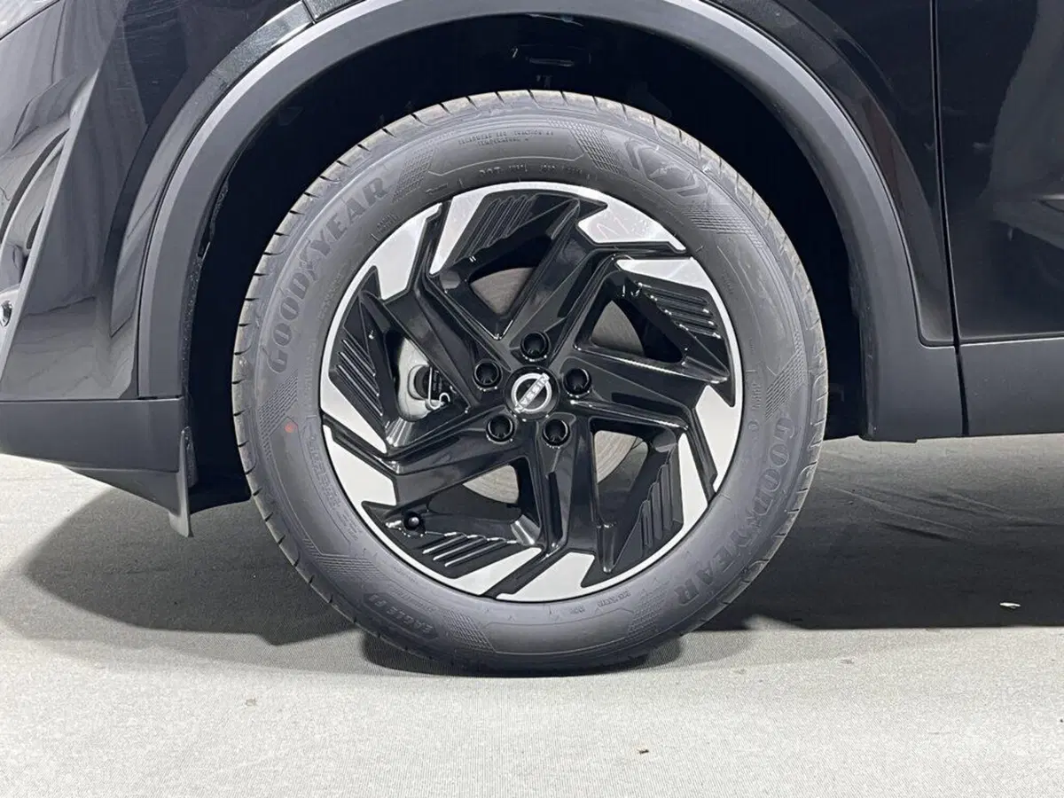 Nissan Qashqai nuova a Sondrio (9)