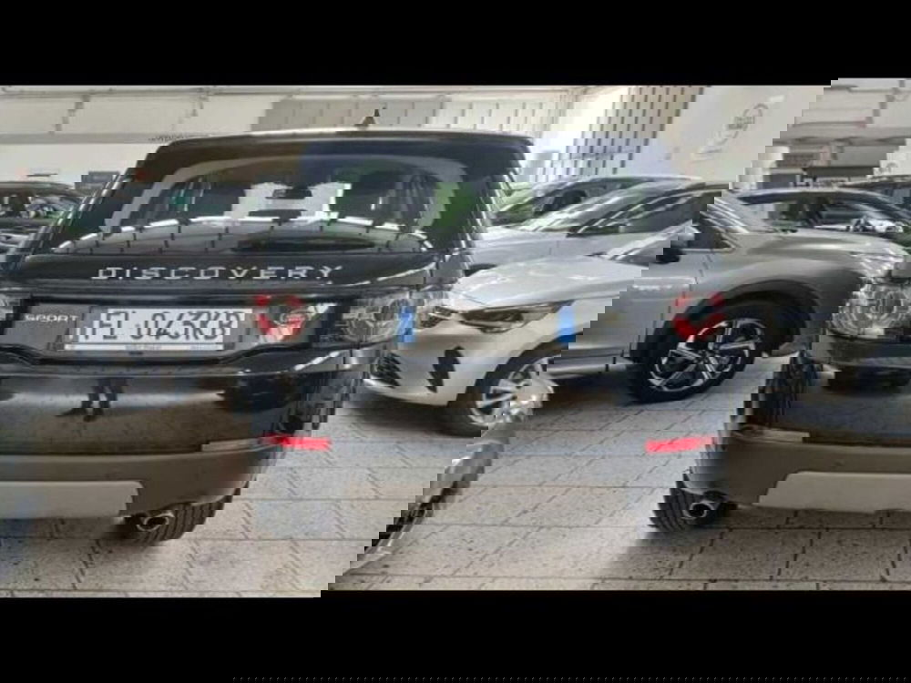 Land Rover Discovery Sport usata a Lecce (5)
