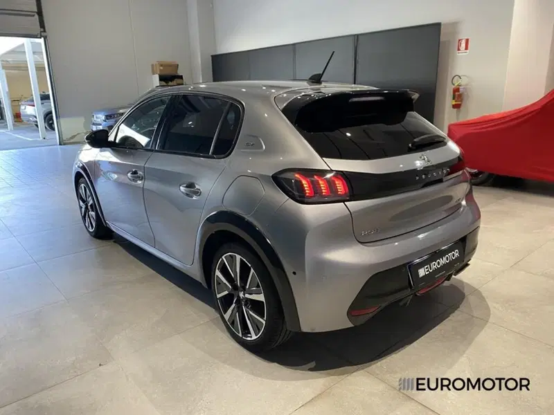 Peugeot 208 usata a Bari (10)