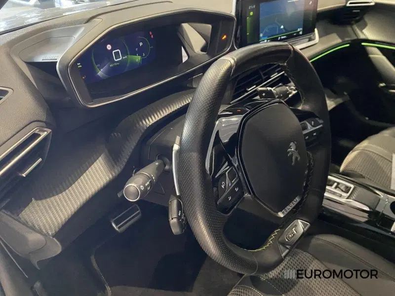 Peugeot 208 usata a Bari (14)