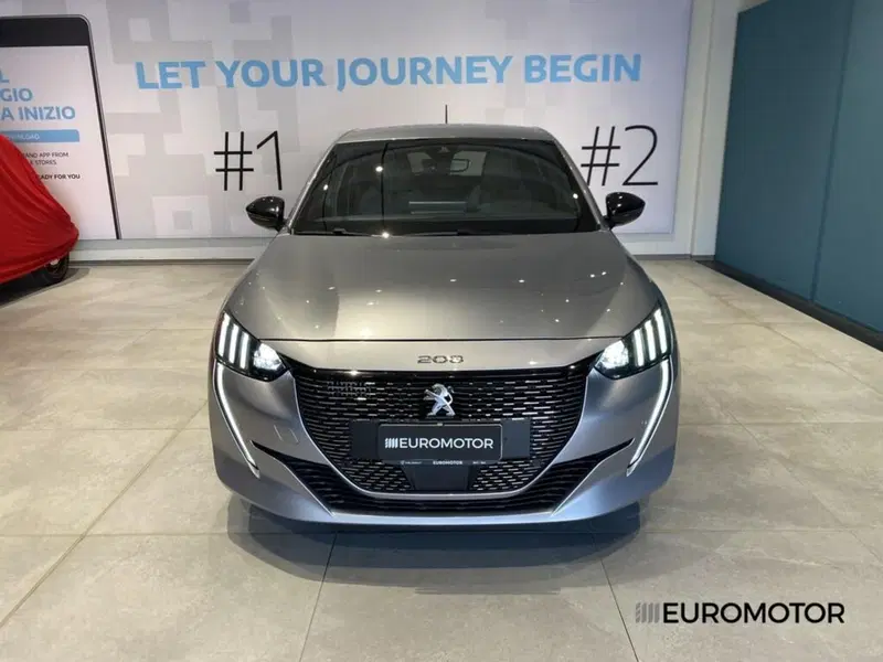 Peugeot 208 usata a Bari (2)