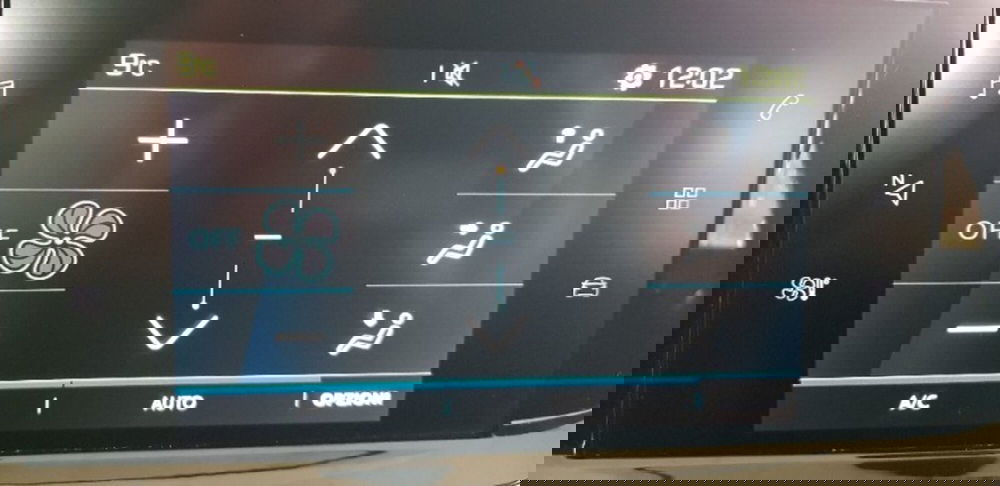 Peugeot 208 usata a Pordenone (17)