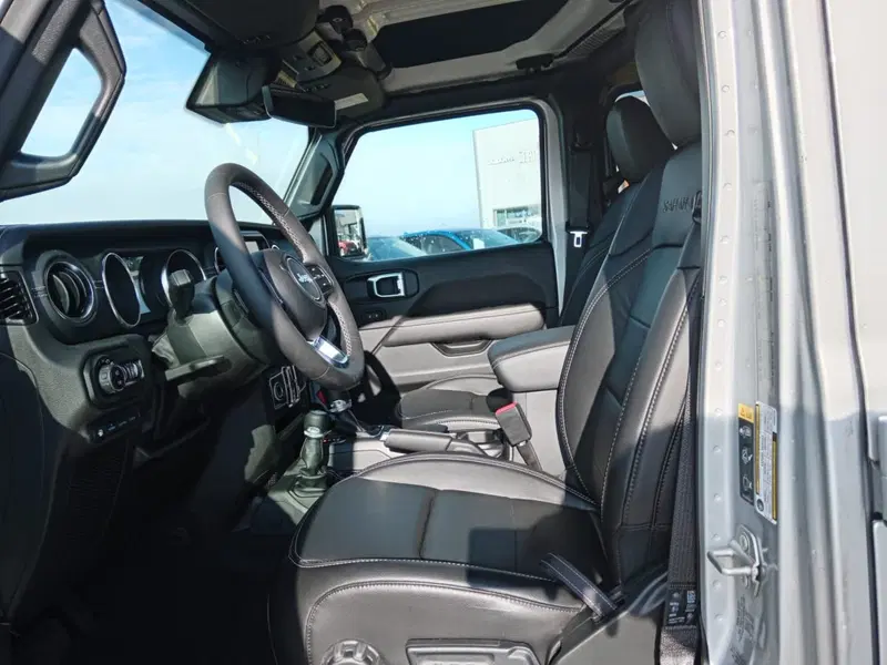 Jeep Wrangler Unlimited nuova a Alessandria (11)