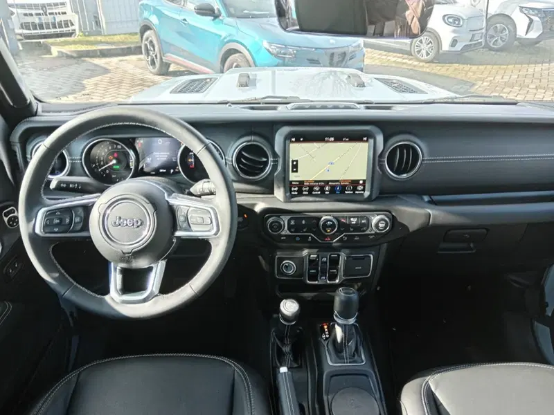 Jeep Wrangler Unlimited nuova a Alessandria (13)
