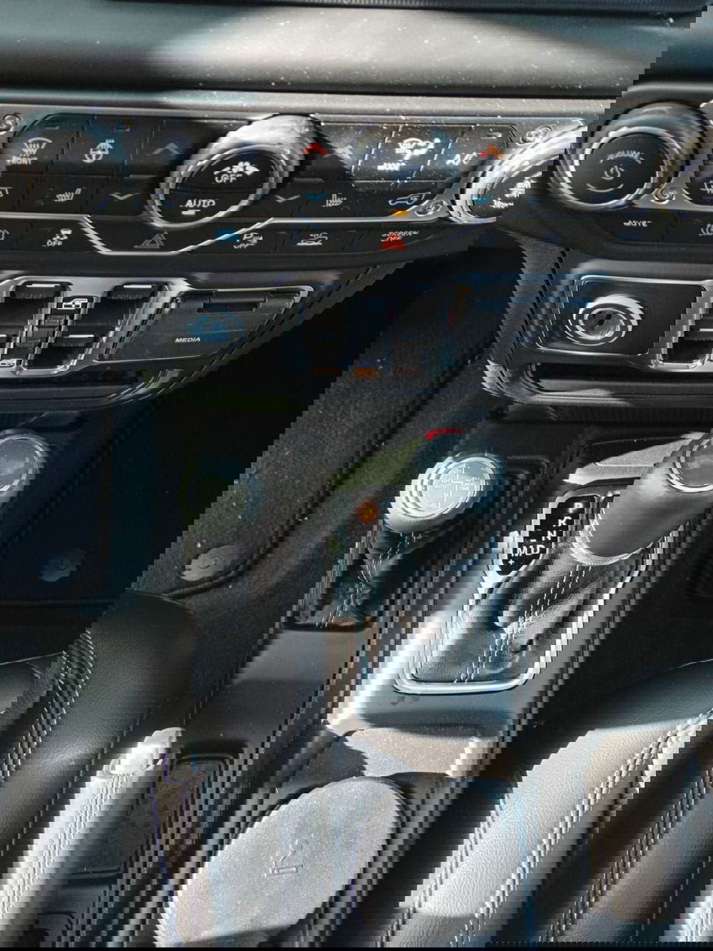 Jeep Wrangler Unlimited nuova a Alessandria (19)