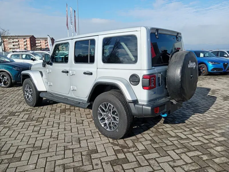 Jeep Wrangler Unlimited nuova a Alessandria (7)