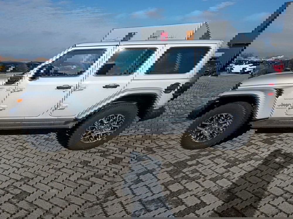 Jeep Wrangler Unlimited nuova a Alessandria (8)