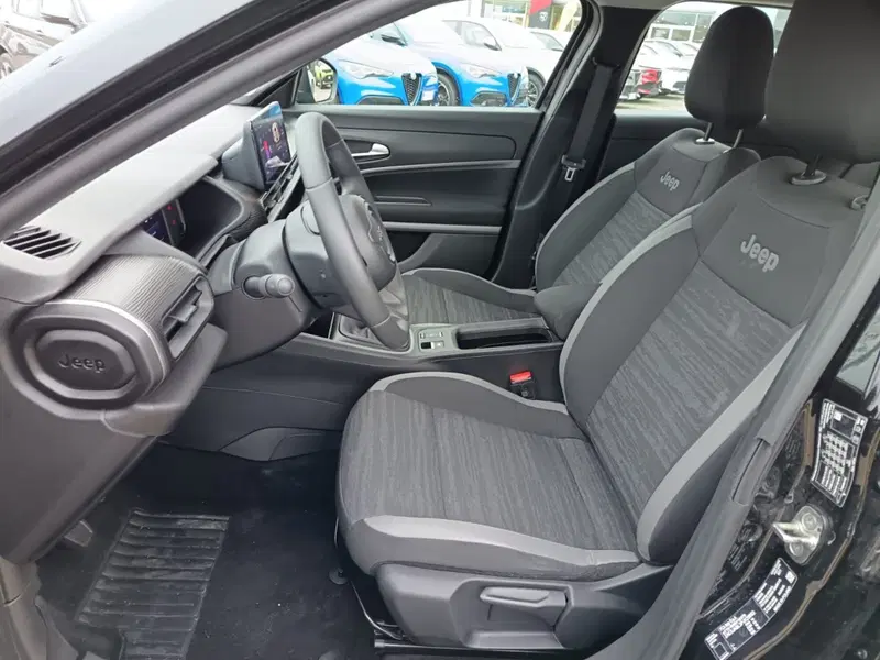 Jeep Avenger usata a Alessandria (14)