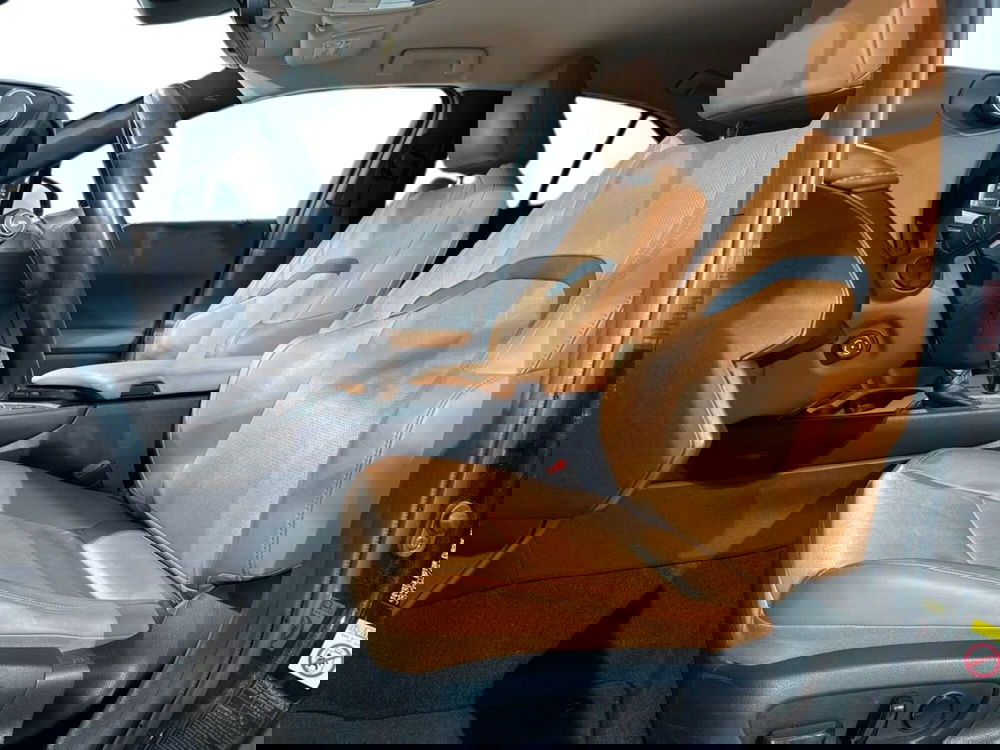 Lexus UX usata a Sondrio (13)