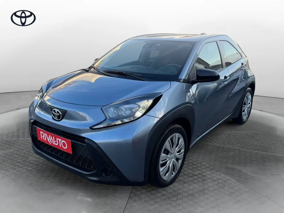 Toyota Aygo X usata a Como