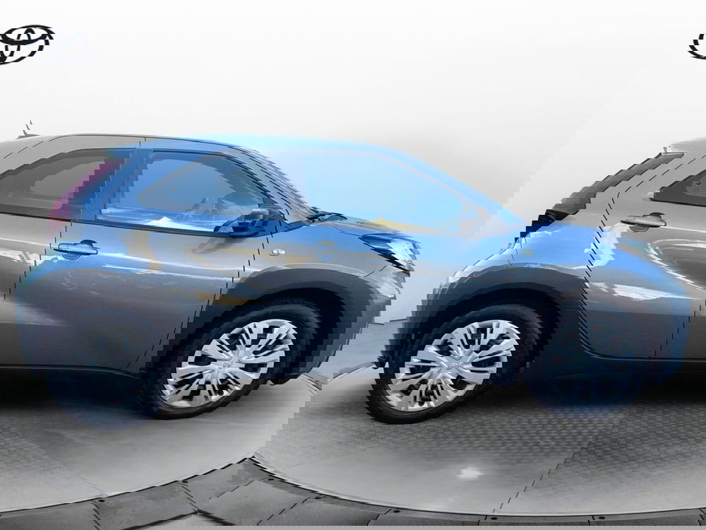 Toyota Aygo X usata a Como (10)