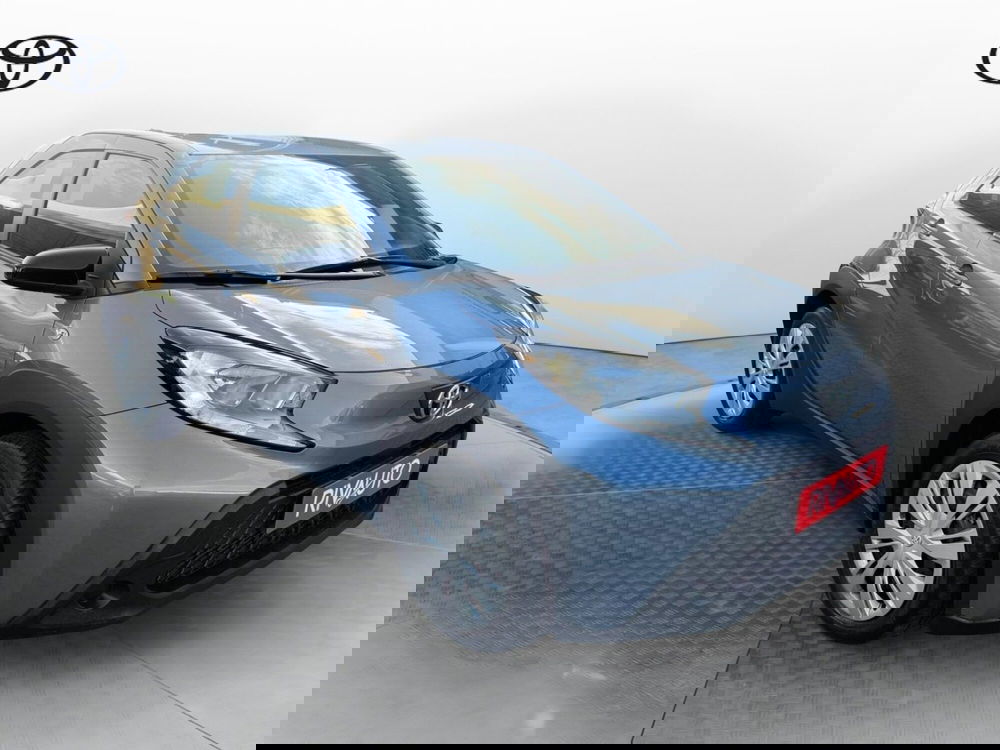 Toyota Aygo X usata a Como (13)