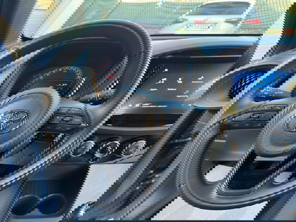 Toyota Aygo X usata a Como (8)