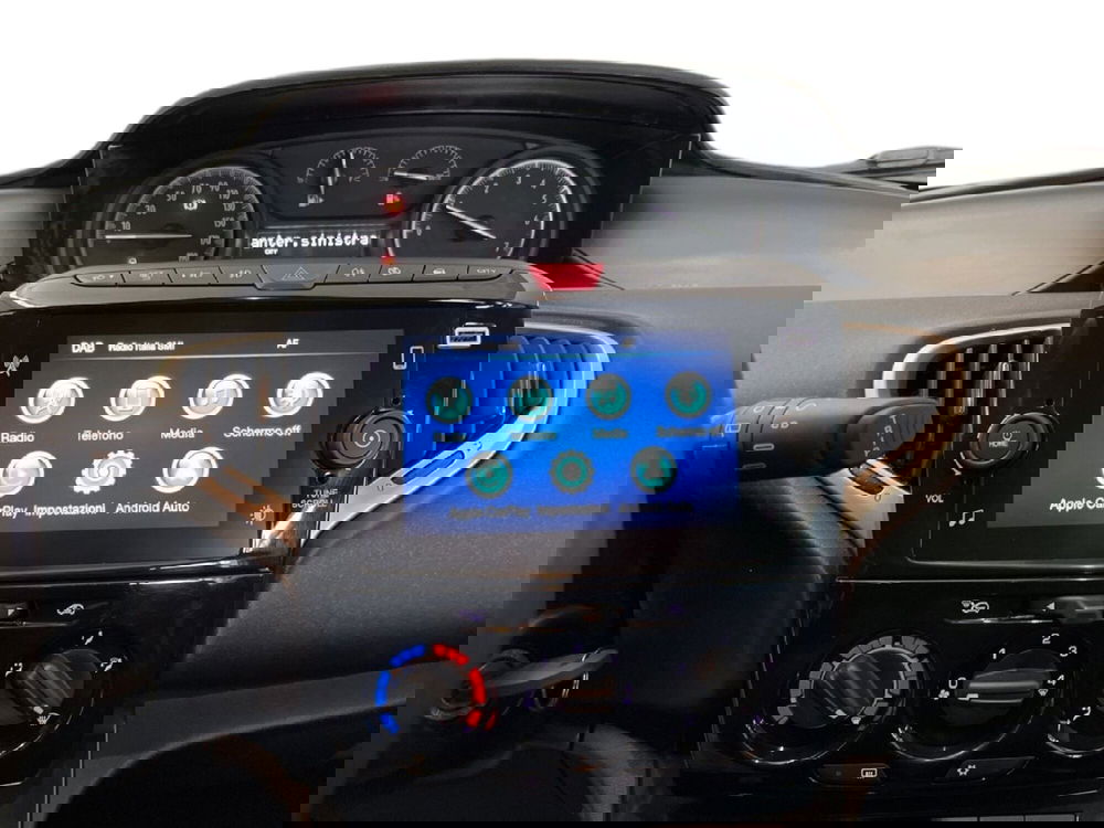 Lancia Ypsilon usata a Torino (12)