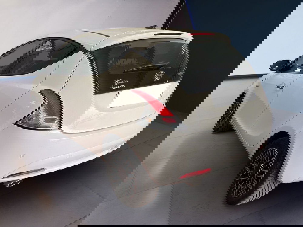 Lancia Ypsilon usata a Torino (6)