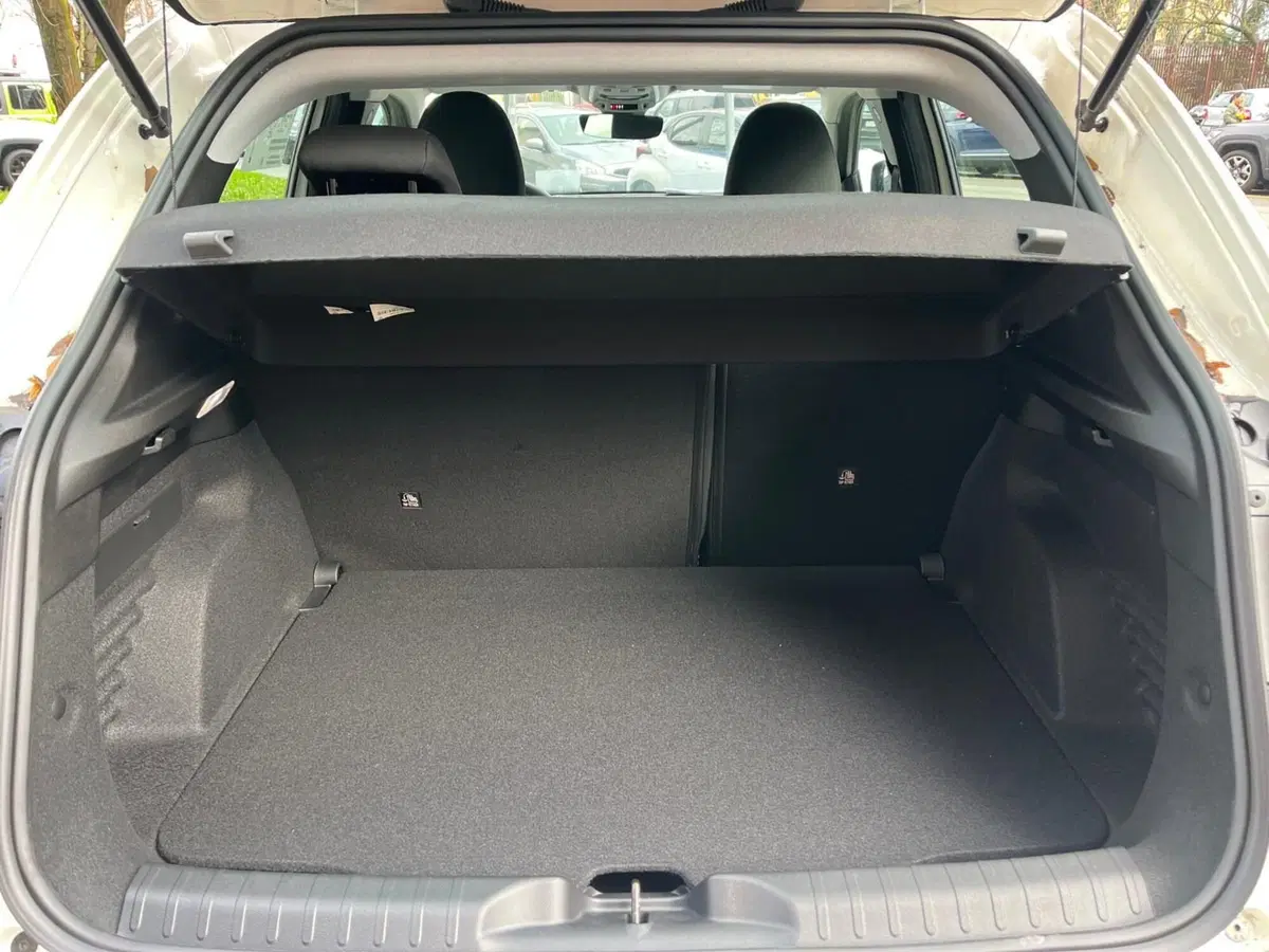 Fiat 600 nuova a Milano (12)