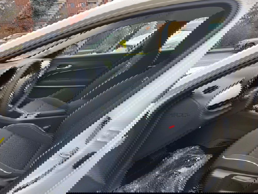 Fiat 600 nuova a Milano (13)