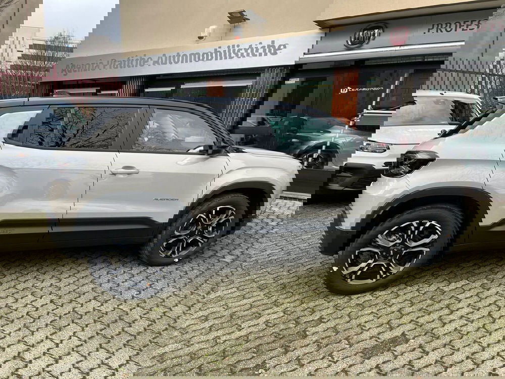 Jeep Avenger nuova a Milano (6)