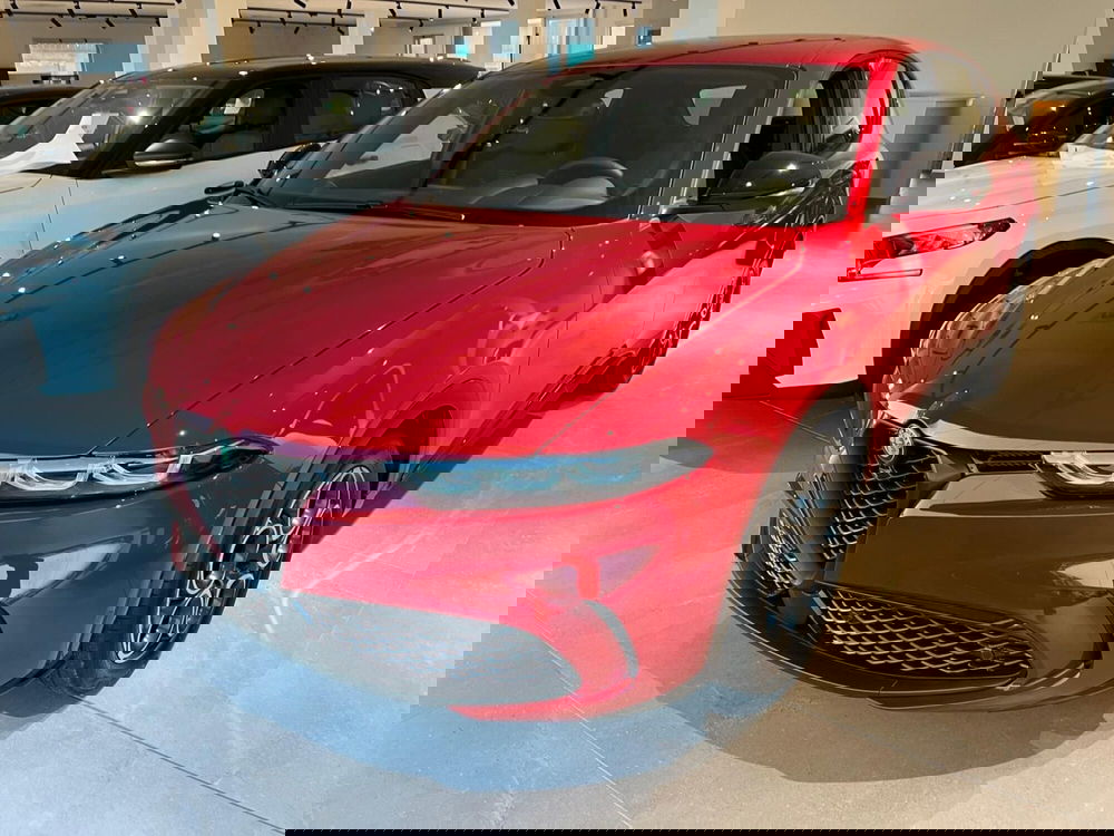 Alfa Romeo Tonale nuova a Milano