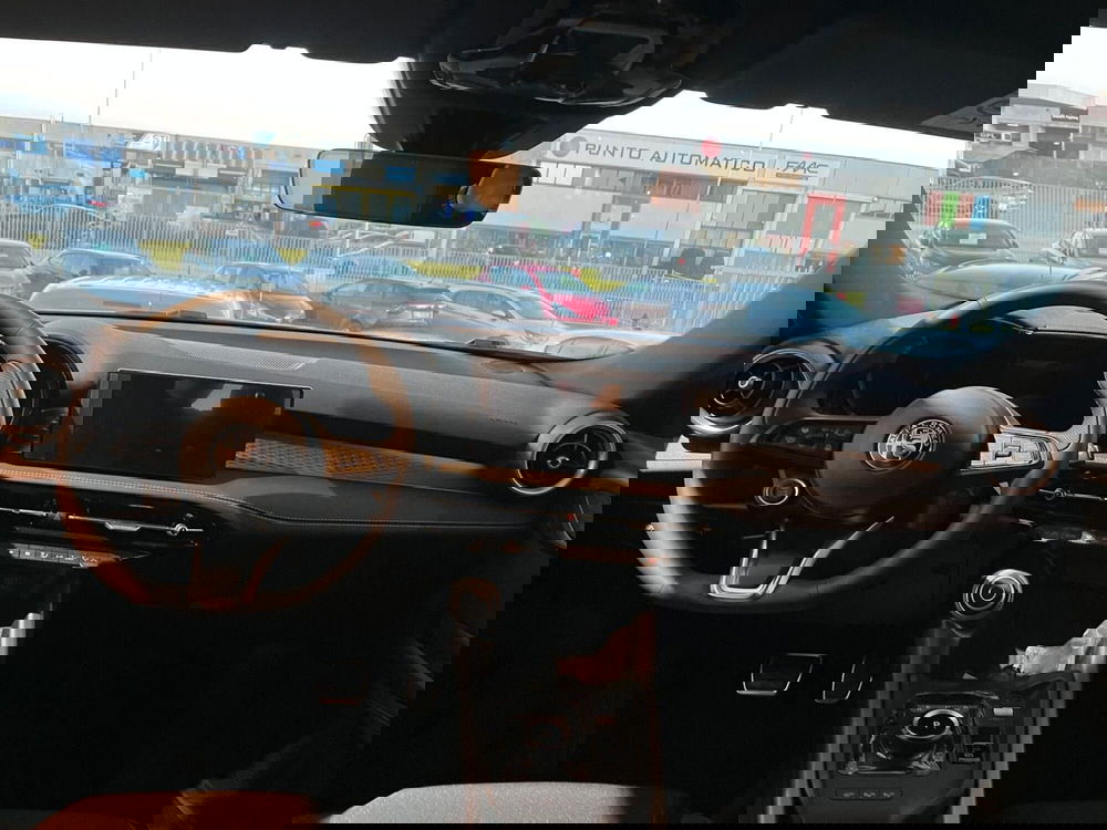 Alfa Romeo Tonale nuova a Milano (15)