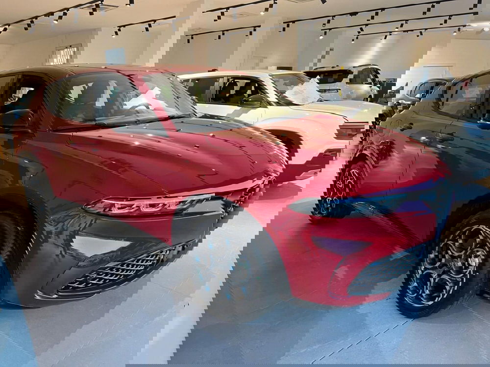 Alfa Romeo Tonale nuova a Milano (3)