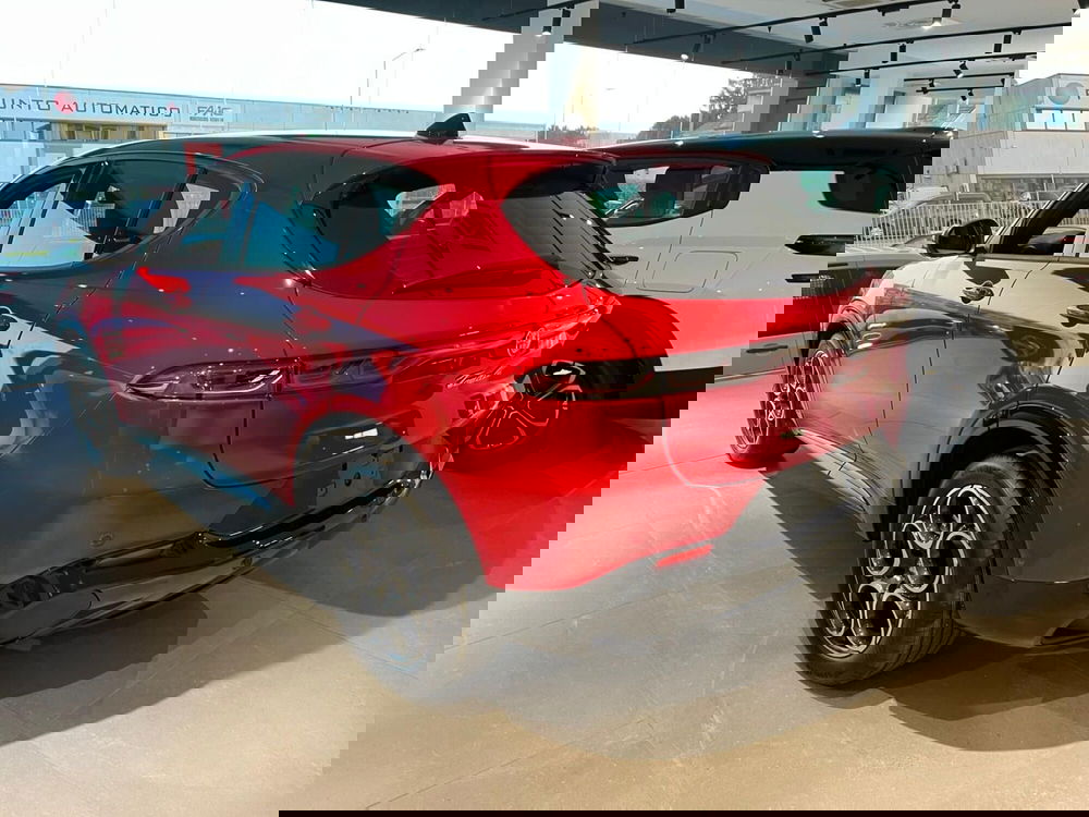 Alfa Romeo Tonale nuova a Milano (8)